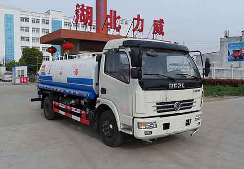 HLW5111GSS5EQ型洒水车_1.jpg